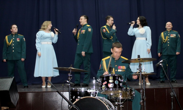 Праздничный концерт ко Дню Росгвардии состоялся в грозненском соединении