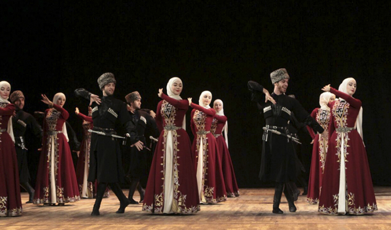 Танцевальные коллективы Чечни сдали новые номера членам Экспертного совета при Минкультуры ЧР
