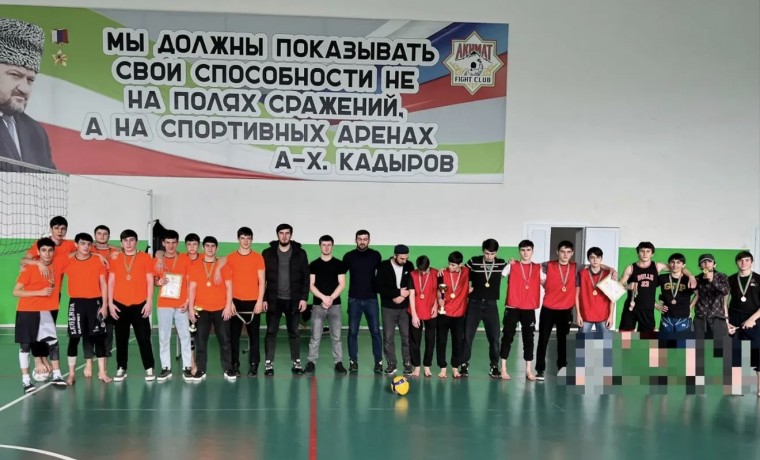 В Шатойском районе прошли соревнования школьной спортивной лиги по мини-футболу