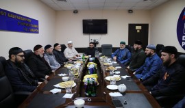 «Единая Россия» провела памятные мероприятия ко Дню памяти и скорби народов Чеченской Республики