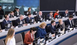 Чернышенко призвал регионы РФ подготовиться к летней кампании и завершить капремонты в образовании