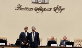 Эльхану Сулейманову присвоено звание профессора РАН в области медицины