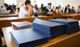 В Госдуме прокомментировали идею выдавать дипломы о высшем образовании со сроком годности