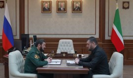 Магомед Даудов обсудил с Ильманом Вахидовым ключевые направления работы МинНацИнформ ЧР| грозный, чгтрк