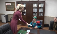 6 жителей Чечни получили финансовую помощь от фонда имени Кадырова 