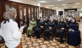 В Грозном росгвардейцы приняли участие в мероприятии ко Дню матери