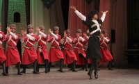 В Грозном прошел совместный концерт двух ансамблей "Вайнах" и "Симд"