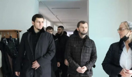 Хас-Магомед Кадыров и Хож-Бауди Дааев провели инспекцию по столичным школам