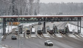 В РФ думают ввести льготу на проезд по платным трассам в новогодние праздники