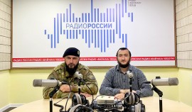 Боец ОМОН «АХМАТ-1» поделился особенностями службы в эфире регионального радио| грозный, чгтрк