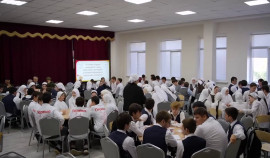 В школе № 23 Грозного дали старт грантовому проекту «80 мгновений Победы»