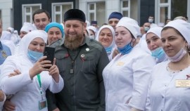Рамзан Кадыров поздравил с профессиональным праздником медицинских работников