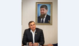 Мохмад-Эми Ахмадов: Ежегодная семейная выплата доступна обоим работающим родителям