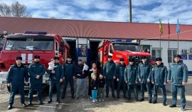 Ребенка без сознания спасли пожарные из горящей квартиры в Грозном