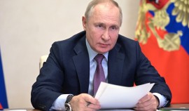 Владимир Путин поручил учредить государственную награду для заслуженных профессиональных династий