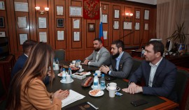 Адам Алханов награжден почетной грамотой Госдумы за заслуги в развитии социальной политики 