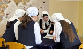 Школьники Веденского района приняли участие в конкурсе ко Дню молодого избирателя