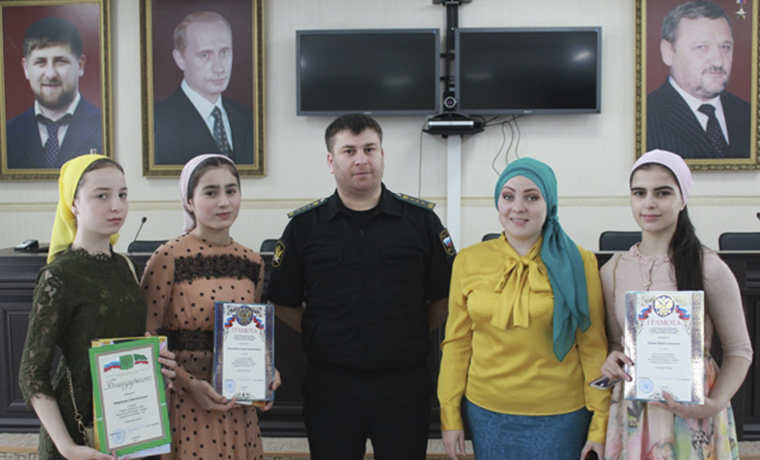 В Грозном подвели итоги регионального этапа Всероссийского фестиваля &quot;Хрустальные звездочки-2017&quot;