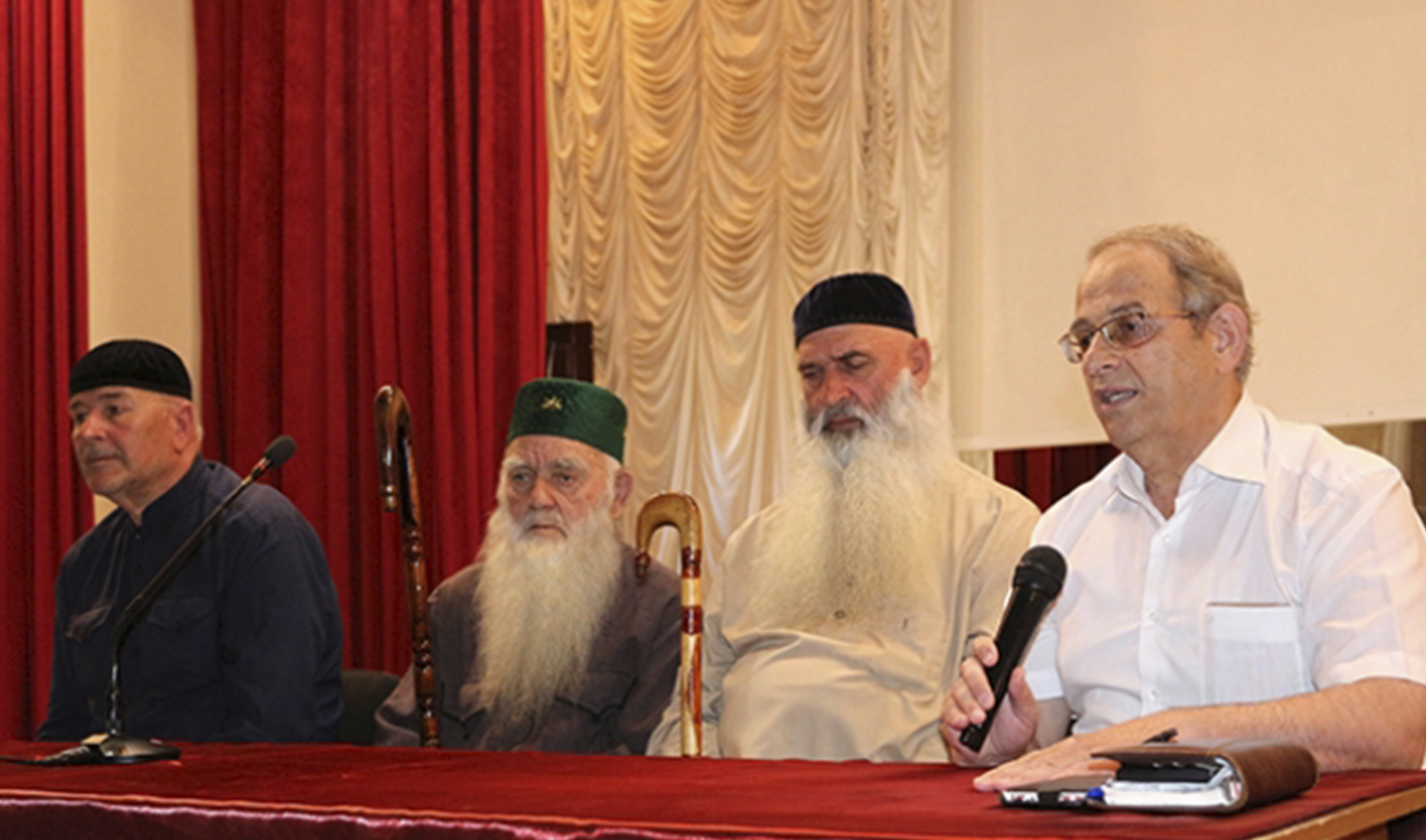 В селении Старые Атаги состоялась встреча «ГIиллакхийн суьйренаш»