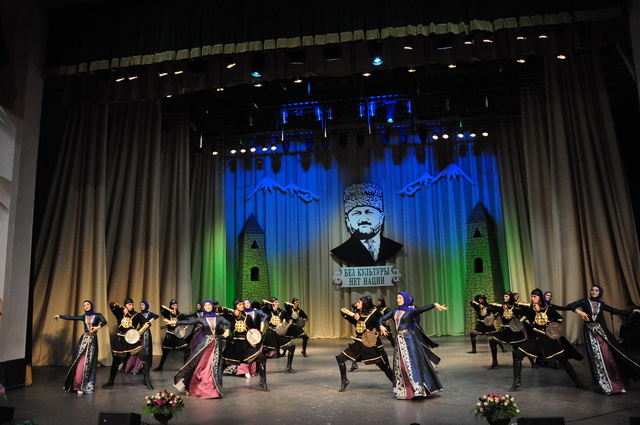 Ансамбль &quot;Вайнах&quot; выступил на сцене Государственного Кремлевского Дворца