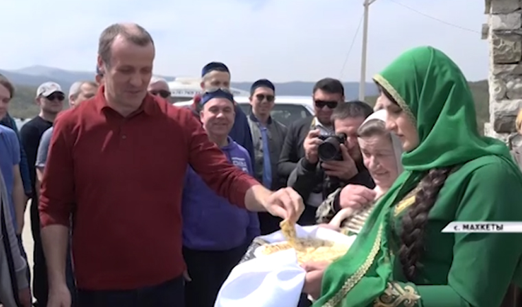 В Чечню прибыла группа российских бизнесменов