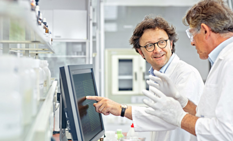 Вице-спикер Госдумы Чернышов предложил упростить въезд в Россию ученым со всего мира