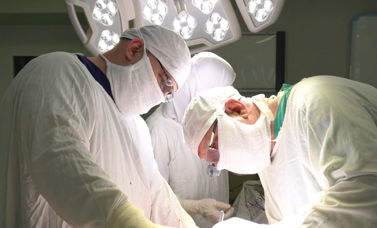 Участнику СВО провели успешную операцию в госпитале ветеранов войн им. М.Т. Индербиева