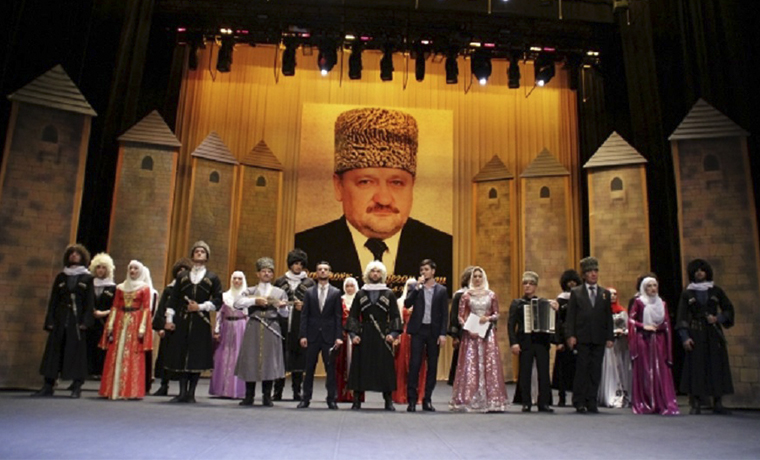 Русский драматический театр им.М.Лермонтова готовится к открытию нового 80-го театрального сезона