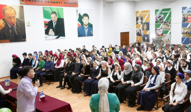 В Грозном стартовал региональный этап Всероссийской олимпиады школьников