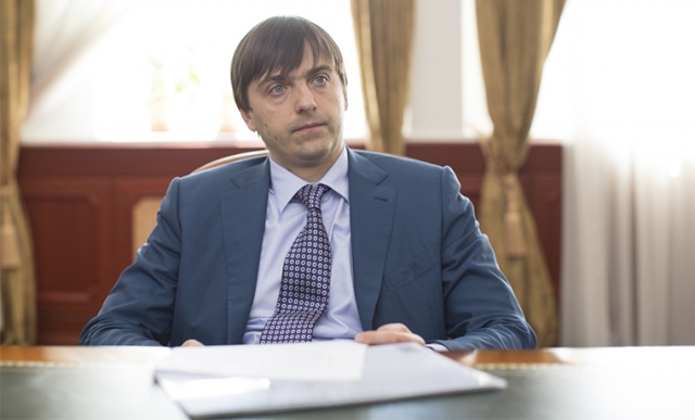 Сергей Кравцов: Все больше выпускников с ограниченными возможностями здоровья выбирают ЕГЭ