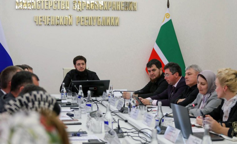 В Грозном обсудили доступность медпомощи детям с редкими заболеваниями