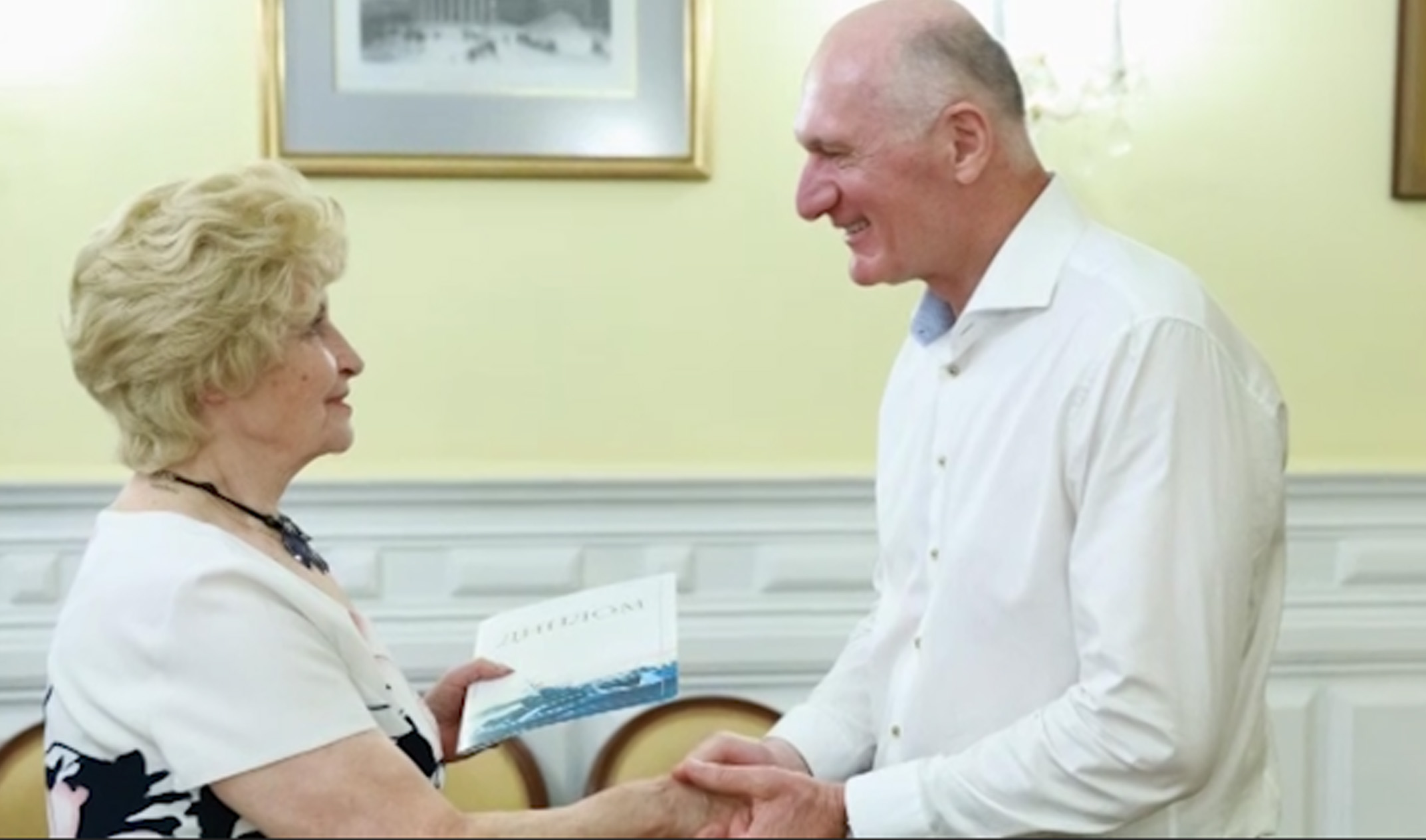 Чеченский писатель Канта Ибрагимов получил премию Пикуля за работу &quot;Академик Петр Захаров&quot;