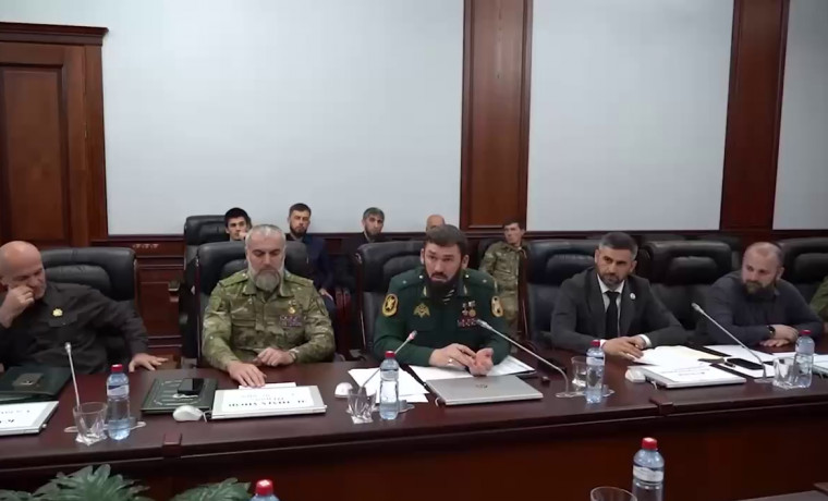В Правительстве ЧР обсудили меры безопасности и координацию в зоне СВО