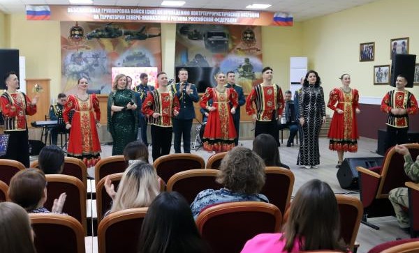 В ОГВ(с) поздравили женщин с наступающим 8 марта