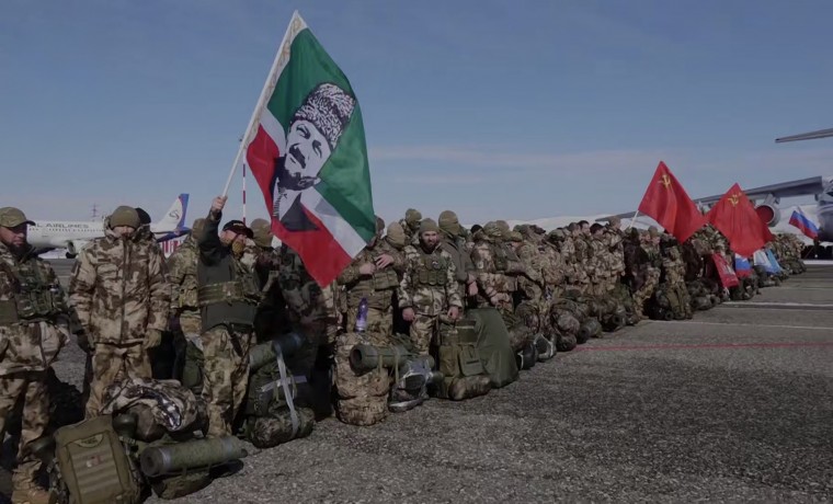 Новая группа добровольцев вылетела из Грозного в зону специальной военной операции