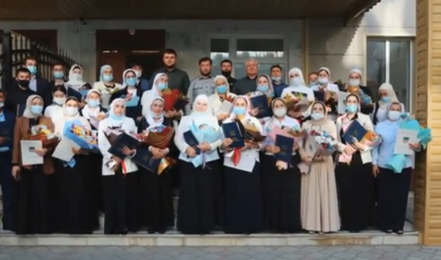  20 учителей признаны лучшими работниками в сфере образования города Грозного