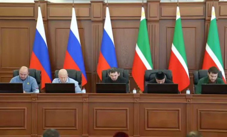 На заседании Правительства ЧР рассмотрели и приняли более 30 проектов постановлений
