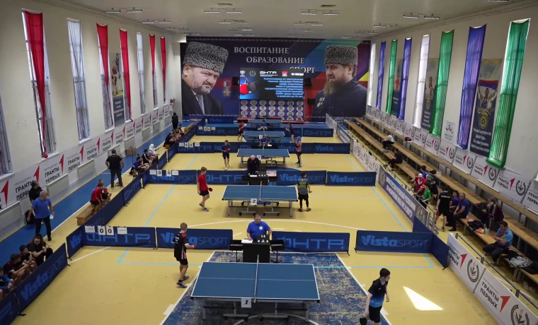 Команда ЧР завоевала бронзу на соревнованиях по настольному теннису «Будущее России»