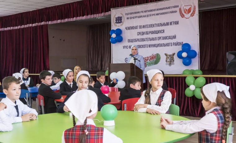 Подведены итоги муниципального чемпионата интеллектуальной игры «Брэйн-ринг»